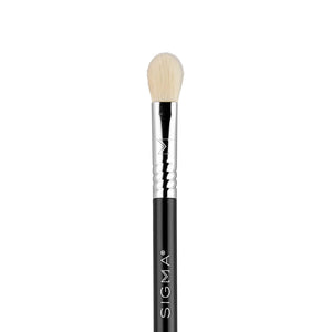 Sigma Beauty Travel Essential Trio - Makeup Brush Set for Foundation Powder Eyeshadow - 3 Tool Brushes with Brush Tin Holder - Skin Safe, Vegan Makeup Brushes for Travel - Black